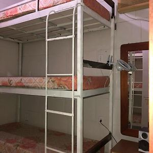 Habitación para Mujeres Compartida