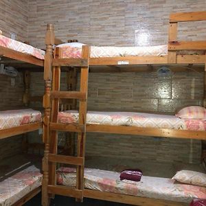 Habitación para Hombres Compartida